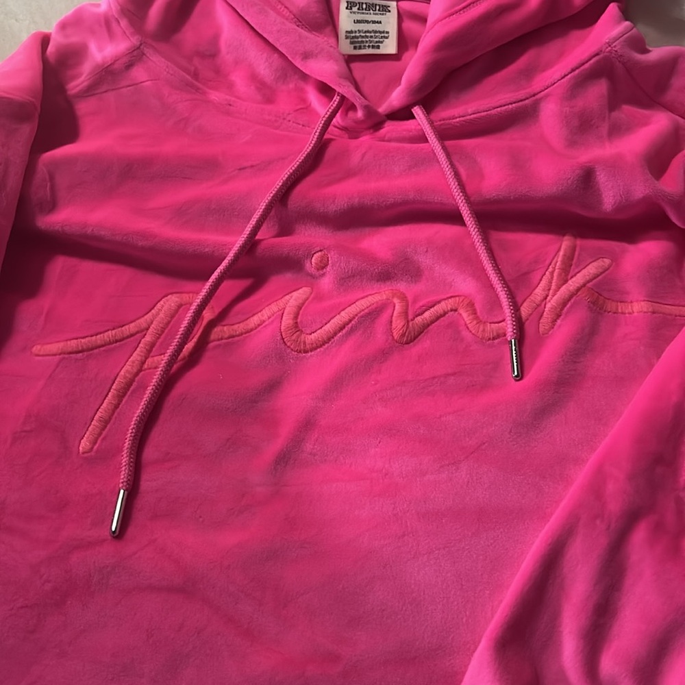 Super soft PINK velour hot pink hoodie with pockets. - Picture 3 of 5